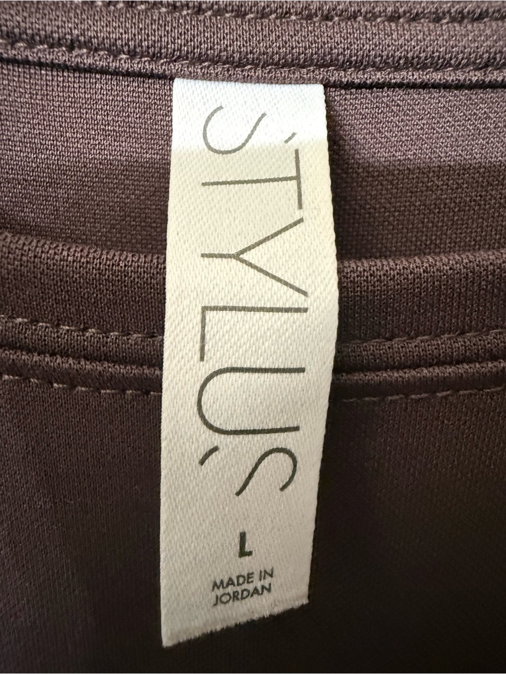 STYLUS Short Sleeve Relaxed Tee in Mauve Brown - Picture 3 of 3